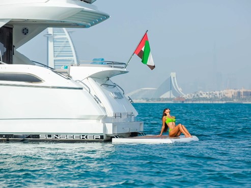 OUTLAW yacht | AED1800/hour